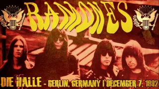Ramones - Die Halle (Berlin, Germany 07/12/1992)