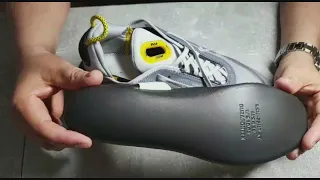 nike air 2090 لي تفرج في هاد اليديو ما غاديش اضيع ففلوسو  في الفايك والكوبي ديالها لي ولا موجود