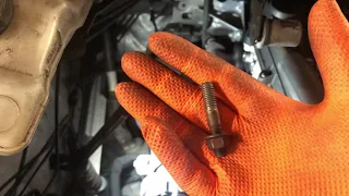 Mercedes Vito CDI turbo diesel engine squeal / exhaust manifold gasket leak