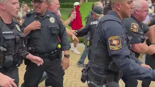 'Free Palestine,' chanted protesters at UT-Austin amid demonstrations erupting at college campus