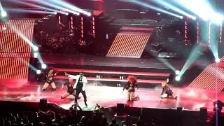 Usher OMG live London O2 Arena