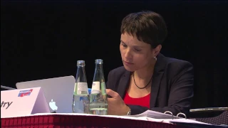 AfD-Parteitag: Frauke Petry wirkt fast schon demütig