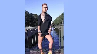 Сексуальная львица Анна Семенович в мини похвасталась стройными ногами