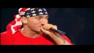 04.Eminem - Kill You ( The Anger Management Tour 2002) DVD