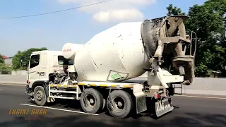 Truck spotting traffic sound!! Busy highway full Truck and large vehicles Trailer Container Dump