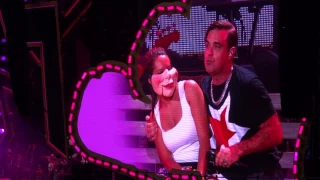 Robbie Williams - Somethin' Stupid - London Stadium 23 June 2017