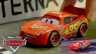 Recriando as Melhores Corridas de Relâmpago McQueen | Pixar Carros