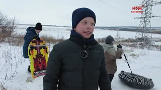 В посёлке Гагарина появилась ещё одна горка для детей.