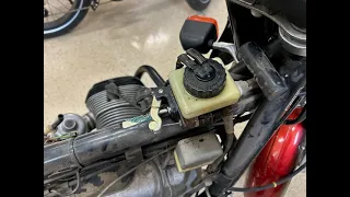 BMW R100S Front Brakes Master Cylinder Rebuild