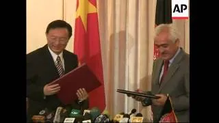 WRAP Chinese FM meets Afghanistan counterpart ADDS news conference