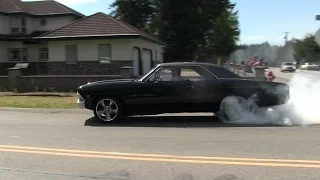 Crazy street accelerations and burnouts,insane sound of muscle cars,rat rods and super cars