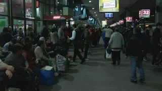 Éxodo turístico por el fin de semana largo en la terminal de ómnibus de Retiro