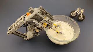Building a Hand Mixer with Lego Technic Bricks