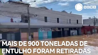 Mais de 900 toneladas de entulho foram retiradas em Guaíba