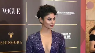 Mouni Roy 2020 Filmfare Awards Hot Look...!!!