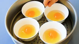 Stop frying eggs all the time! Try the roundest poached eggs in the world!