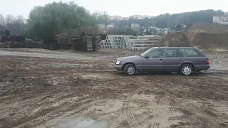 Mercedes W124 4Matic 300D Turbo Mud Test