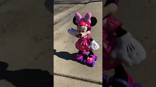Skating Minnie Mouse