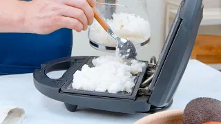 Mettez du riz cuit dans un gaufrier et détendez-vous ! Recette géniale de galettes de riz