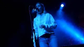 London Grammar - Metal And Dust LIVE HD (2014) Los Angeles El Rey Theatre