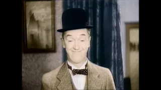 Stan Laurel & Oliver Hardy - Helpmates