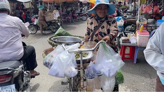 Drive Thru Morning Market / Phsar Preaek Pra , Cambodia