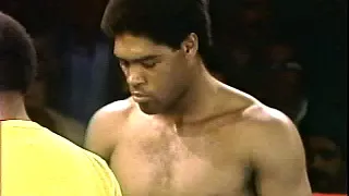 Renaldo Snipes vs Eddie Mustafa Muhammad