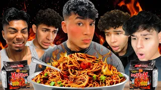 5 MEXICANS TRY THE WORLDS SPICIEST NOODLES!!! - (KOREAN NOODLE CHALLENGE)