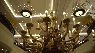 Новогоднее оформление The Ritz-Carlton Moscow 2020