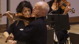 J. S. Bach: Violinkonzert a-Moll / Stuttgarter Kammerorchester & Thomas Zehetmair