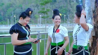 hát thái tình yêu khắp báo sao nghe rất buồn mọi người cùng lắng nghe nhé xin cảm ơn