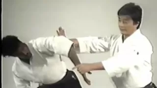 Aikido - 7Th Dan Yoshimitsu Yamada - Instructional Video.mpg