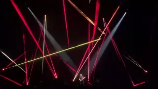 David Gilmour Live in France 2016 - Comfortably Numb