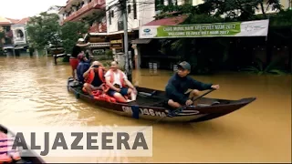 Vietnam: Typhoon Damrey leaves dozens dead, thousands homeless