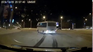 Russian bus drift