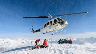 THE MOST EXCITING HELICOPTER RESCUE ON SNOW! (HD) Dangerous situations!