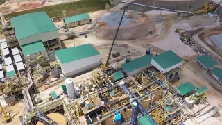 Primera mina de oro de Ecuador exporta primer cargamento