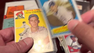 Buying Baseball Cards and Memorabilia at Antique Stores