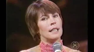 Bee Gees With Helen Reddy To Love Somebody