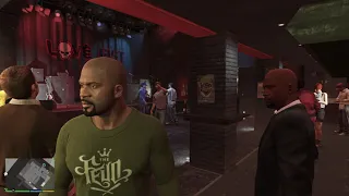 GTA 5 - Assassination of the Paparazzi (Beverly Felton) In The Club + Six Star Escape