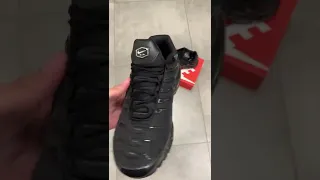 Nike air max tn plus black