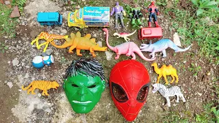 Hunting and Founding Spiderman Toys, Small Green Ball, Tayo the Little Bus, Captain America, Hamster