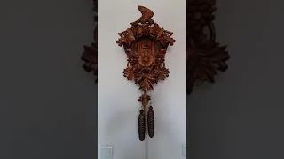 Часы с кукушкой , Cuckoo-clock .