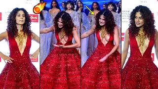 Taapsee Pannu on Ramp Walk at Lakme Fashion Week 🤩