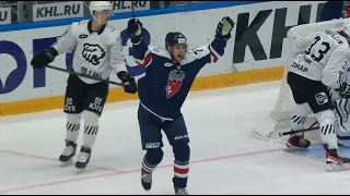 Max Letunov first KHL goal