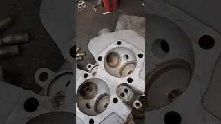 Triumph valve guide replacement