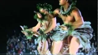 Johnny Lum ho. . . Halau O ka ua kani Lehua. . . 1st place kane 2002