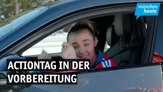 Kurvenlage - Spielerinnen des FC Bayern München mit Actiontag in der Vorbereitung.