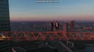 Руферы пробрались на Москва-Сити. Зацеп на Кране | Extreme Roofing. Hanging on a Crane