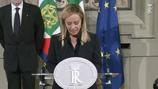 l'On  Giorgia Meloni legge la lista dei Ministri